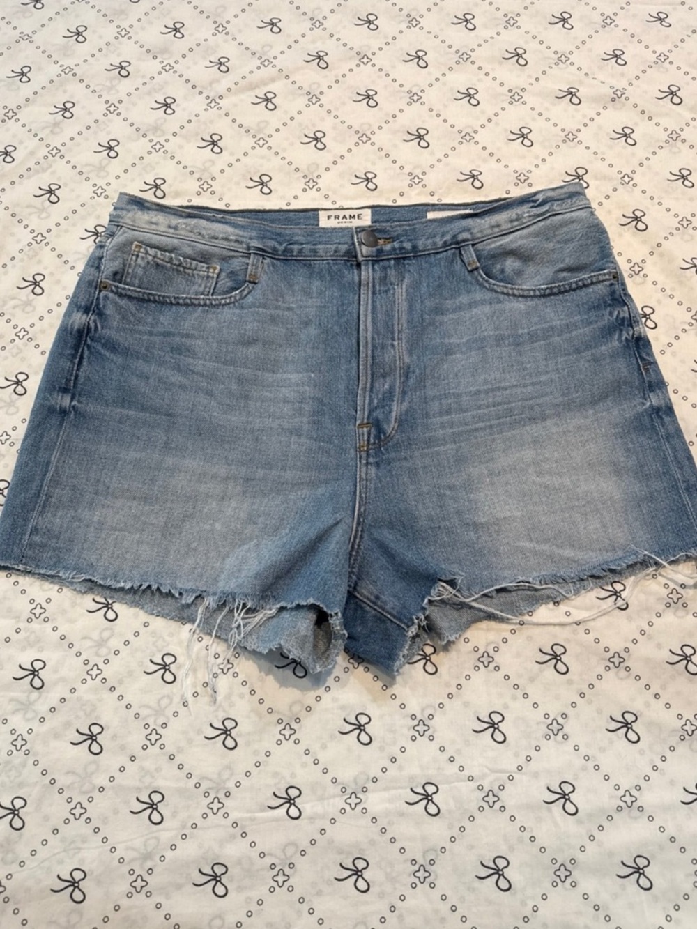 Frame Denim Le Original Light Blue Distressed High-Rise Jean Shorts Size 32
